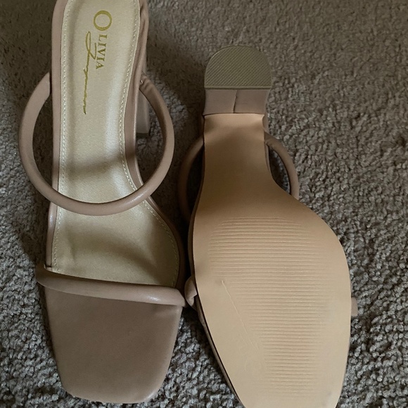 Miss Lola Shoes - Heels